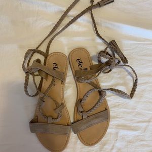 LACE UP SANDALS